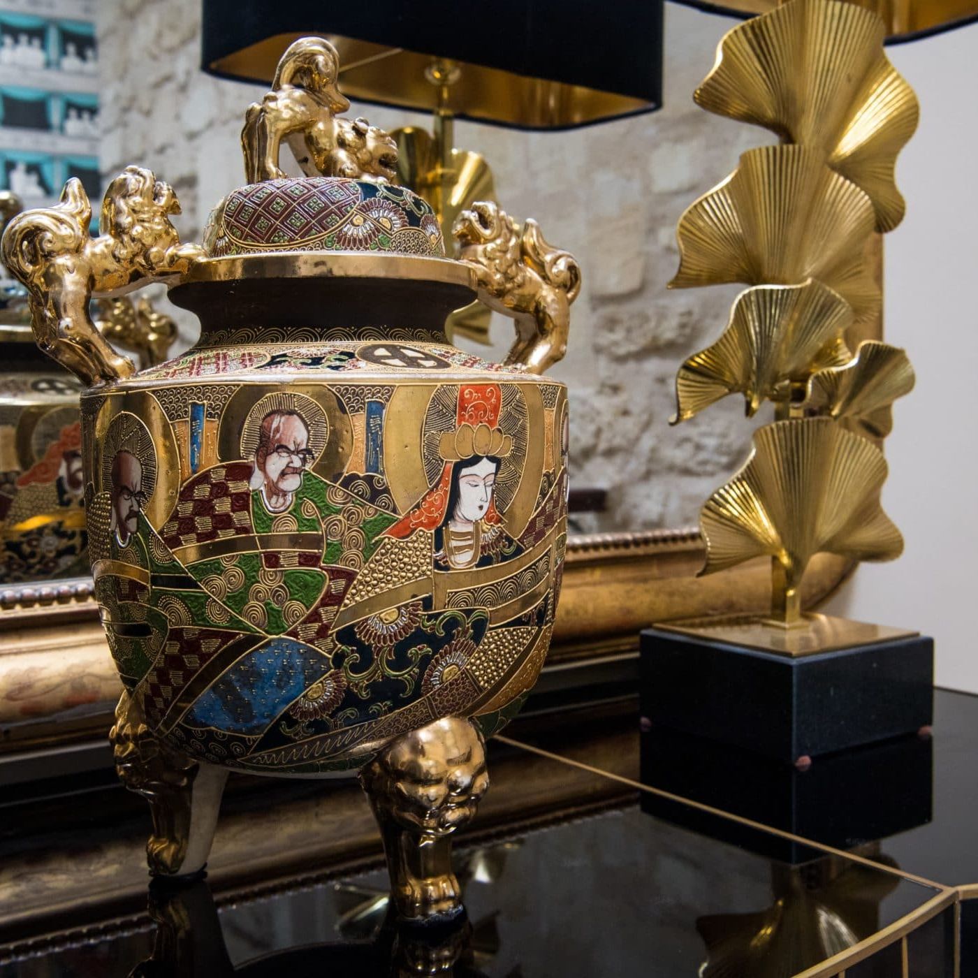 Vase couvert en céramique Satsuma. Japon, XIXe siècle