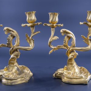 Paire de candélabres au C couronné, XVIIIe siècle