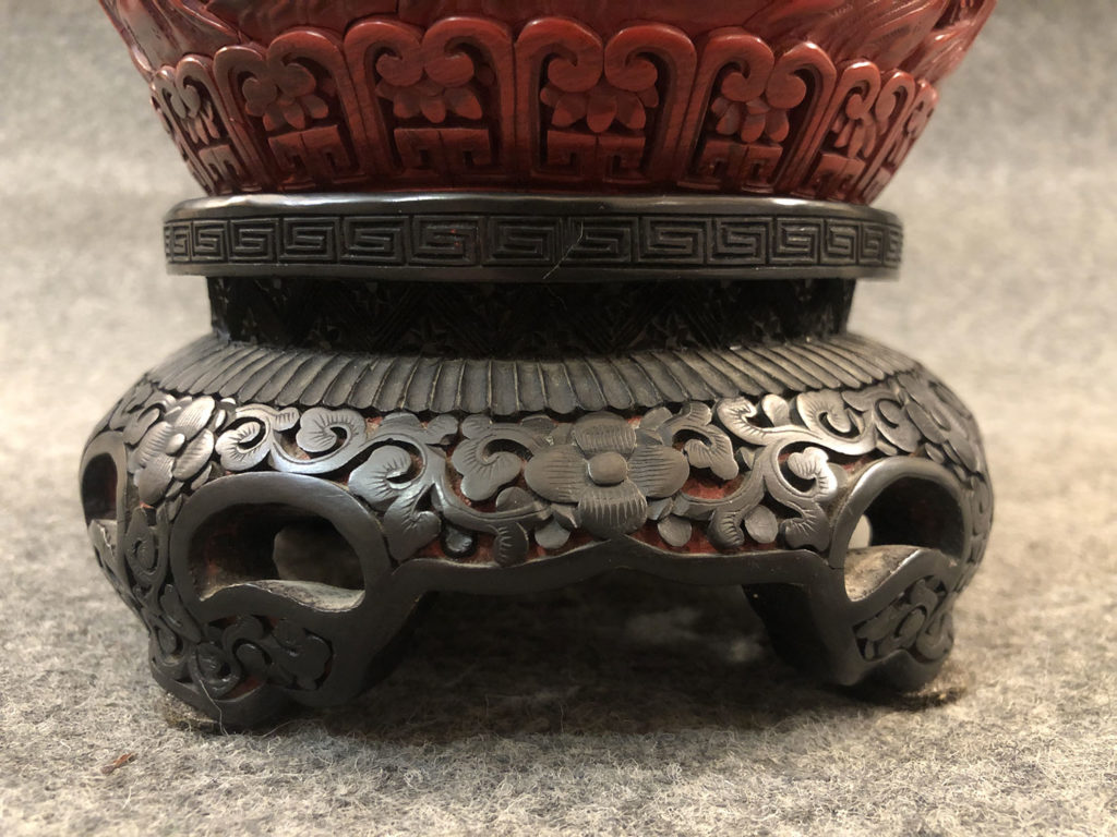 Vase (1) - Laque cinabre - Fleurs - Chine - Seconde moitié - Catawiki