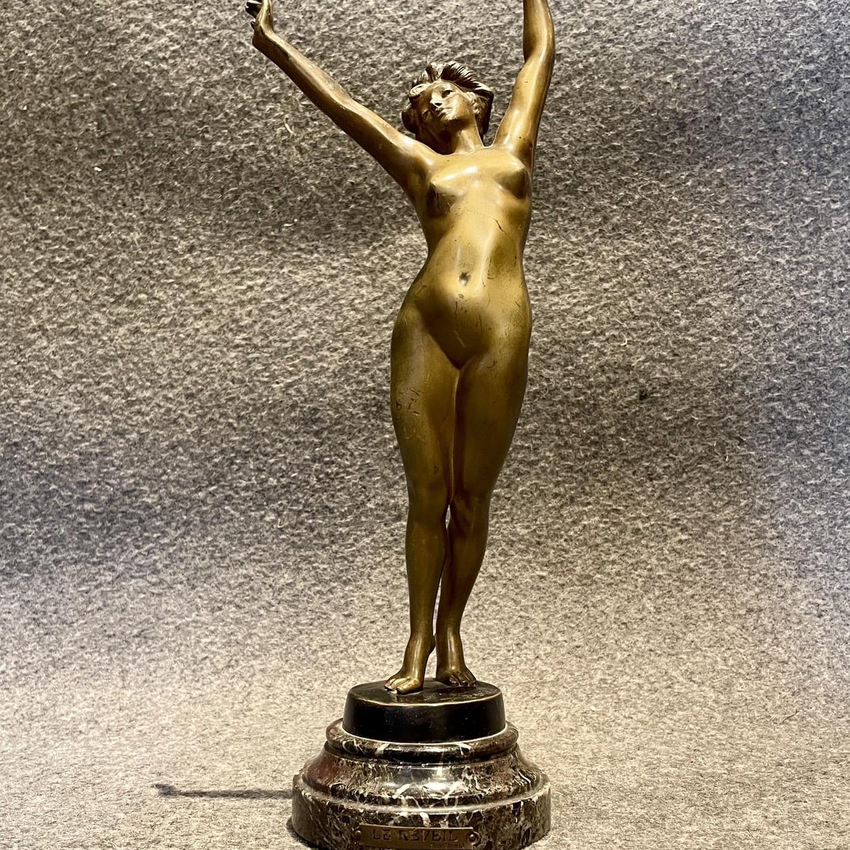 Bronze « Le Réveil » signé Fernand David (1872 - 1926)