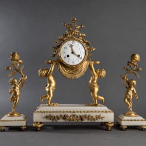 Garniture de cheminée style Louis XVI, XIXe siècle