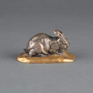 Petit bronze Lièvre, d’après Antoine-Louis Barye (1795 - 1875)