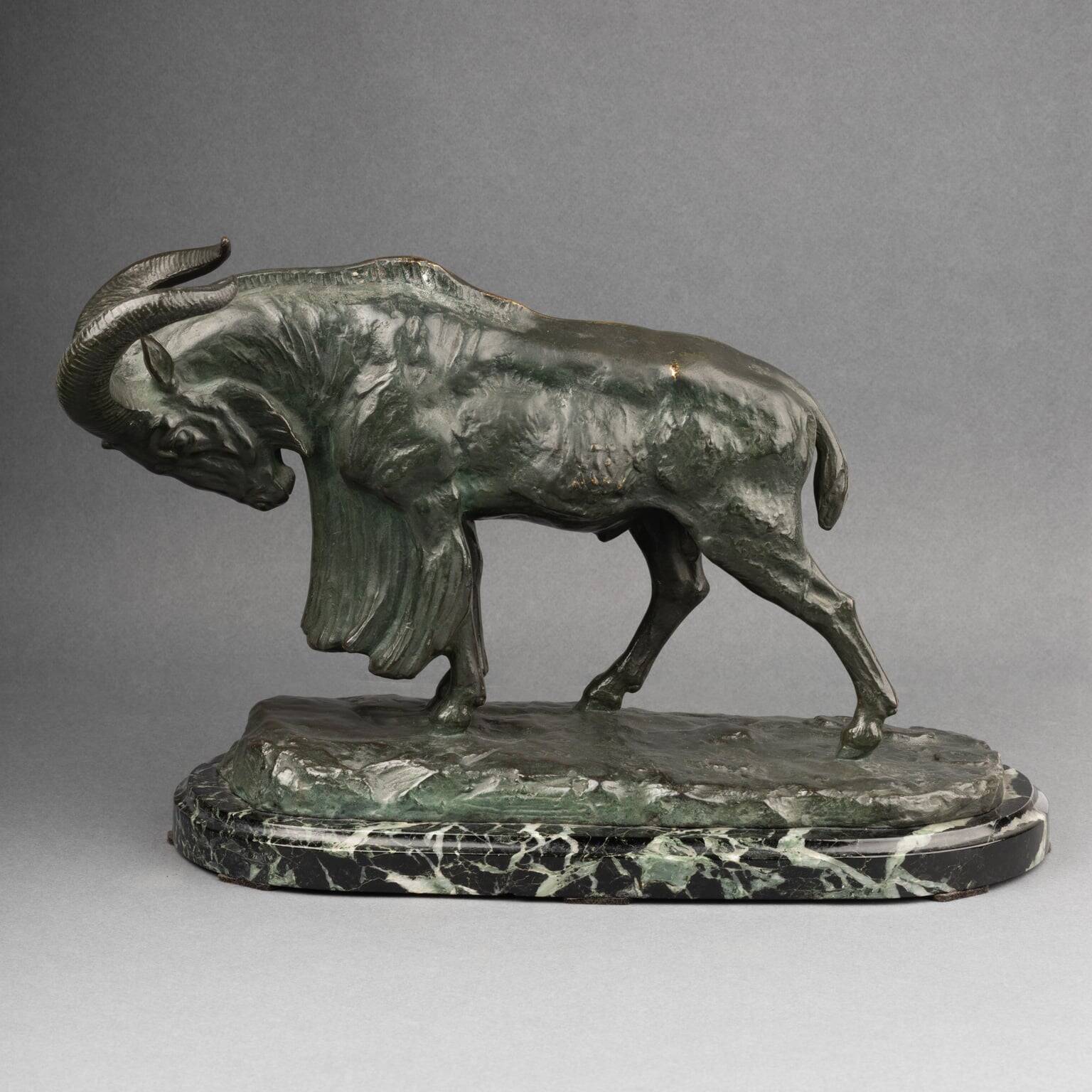 Bronze animalier, Mouflon chargeant, signé Félix Guis (1887 - 1972)