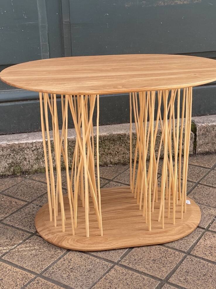 Table contemporaine, création d’ébéniste