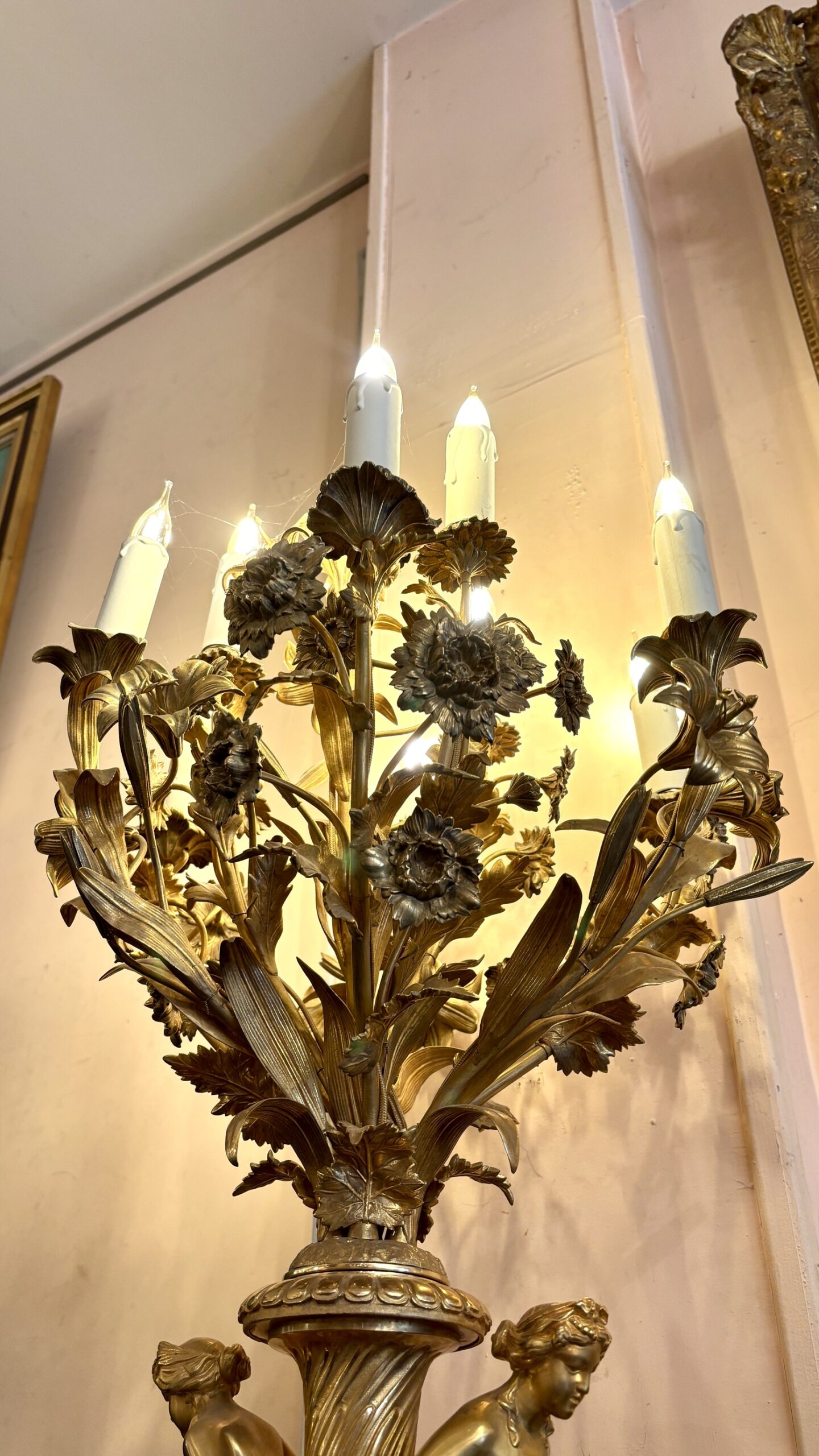 Grande lampe vase aux sirènes, XIXe siècle