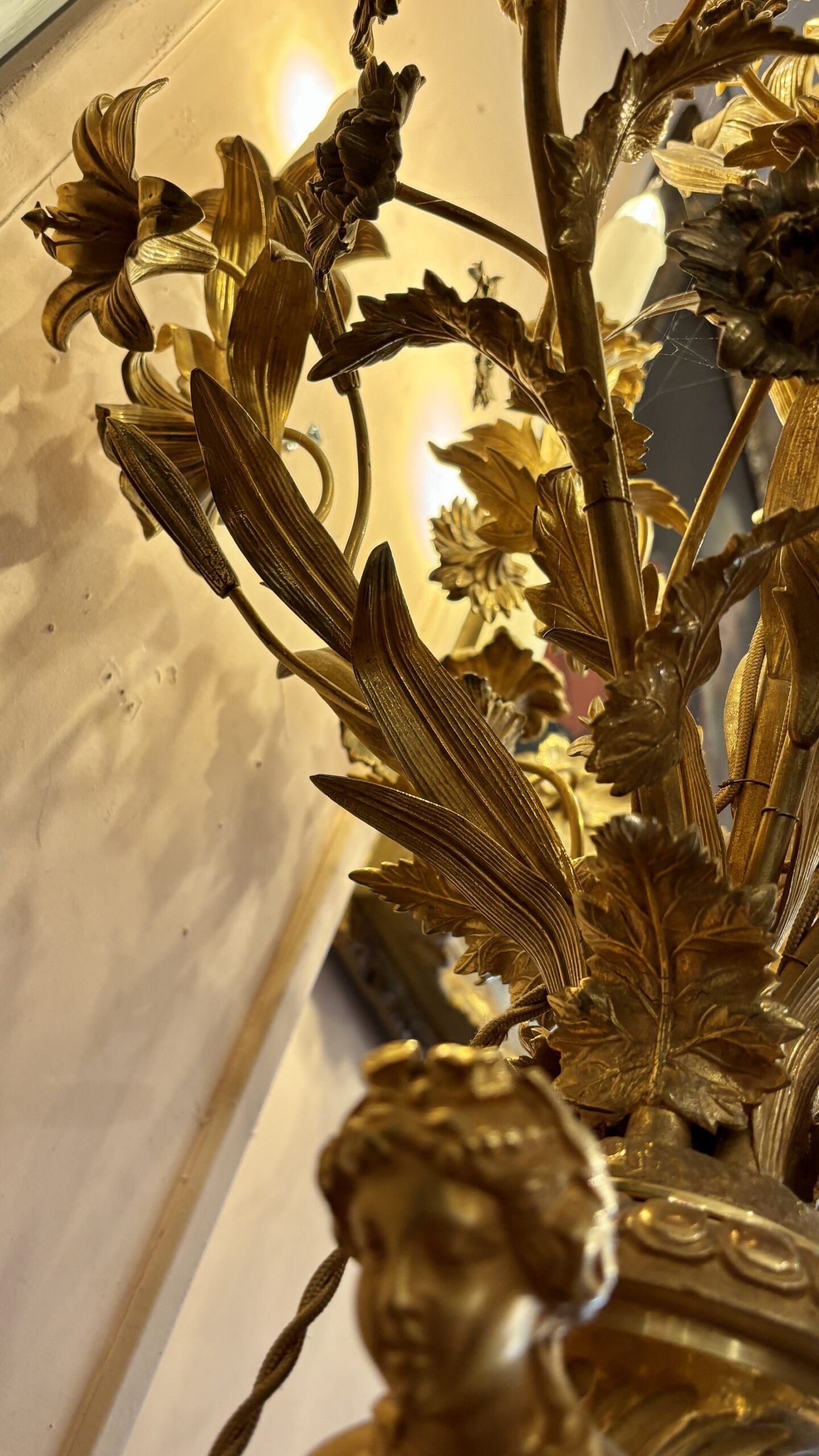 Grande lampe vase aux sirènes, XIXe siècle