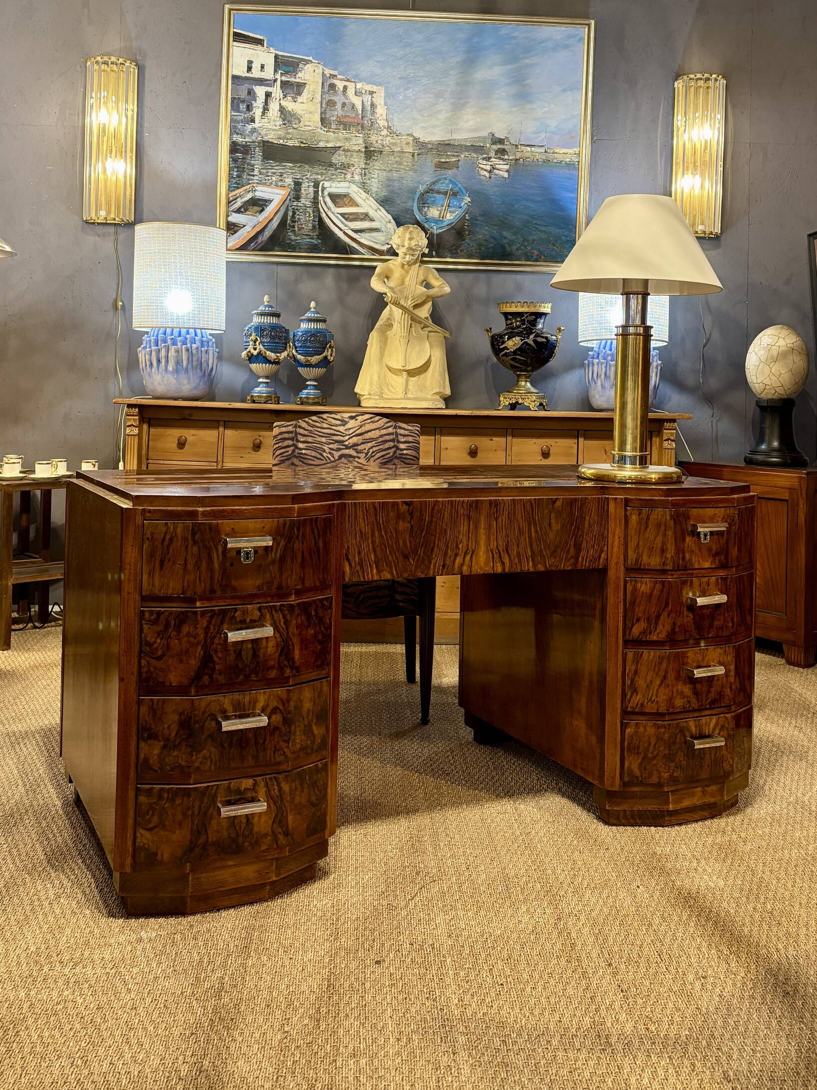 Art Deco Desk in Walnut Burl, 1930s