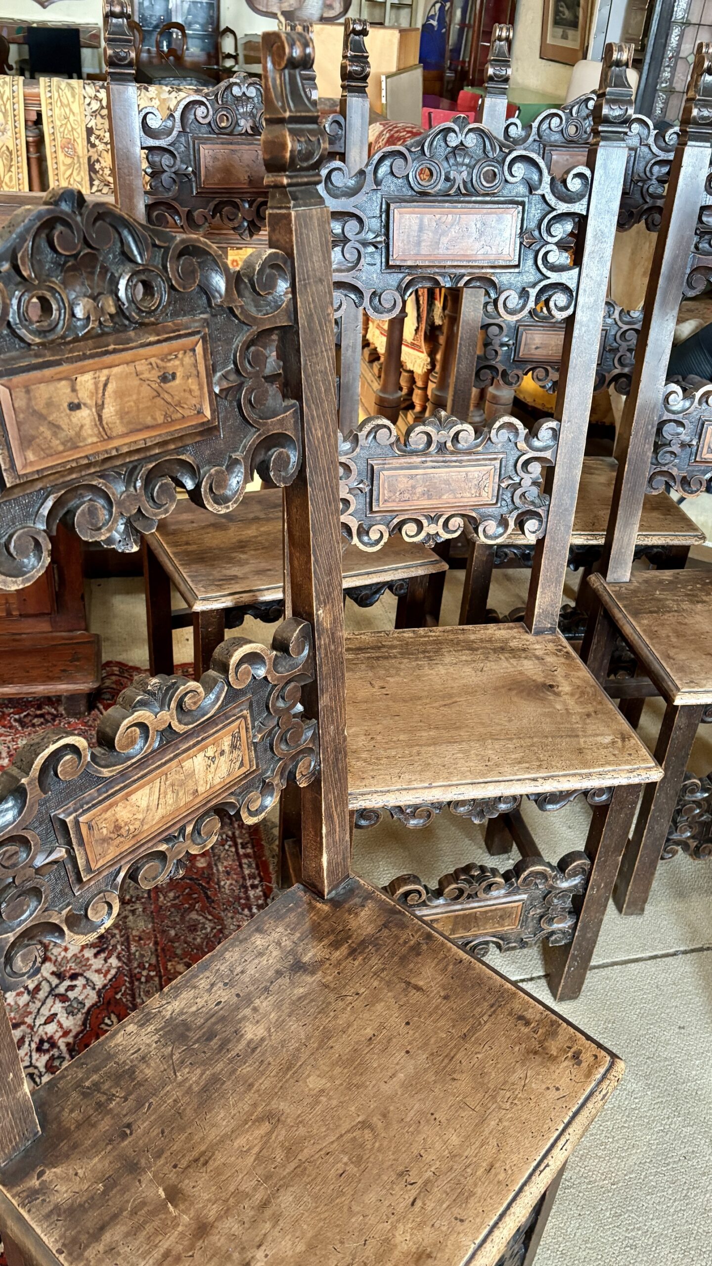 Suite de six (6) chaises, fin XIXe siècle