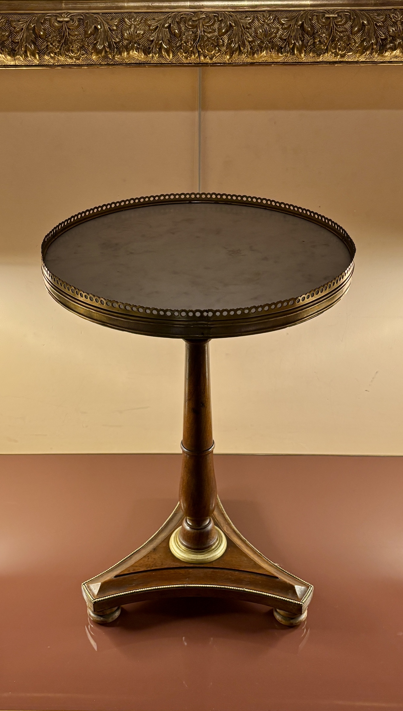 Petit guéridon style Empire, fin XIXe siècle
