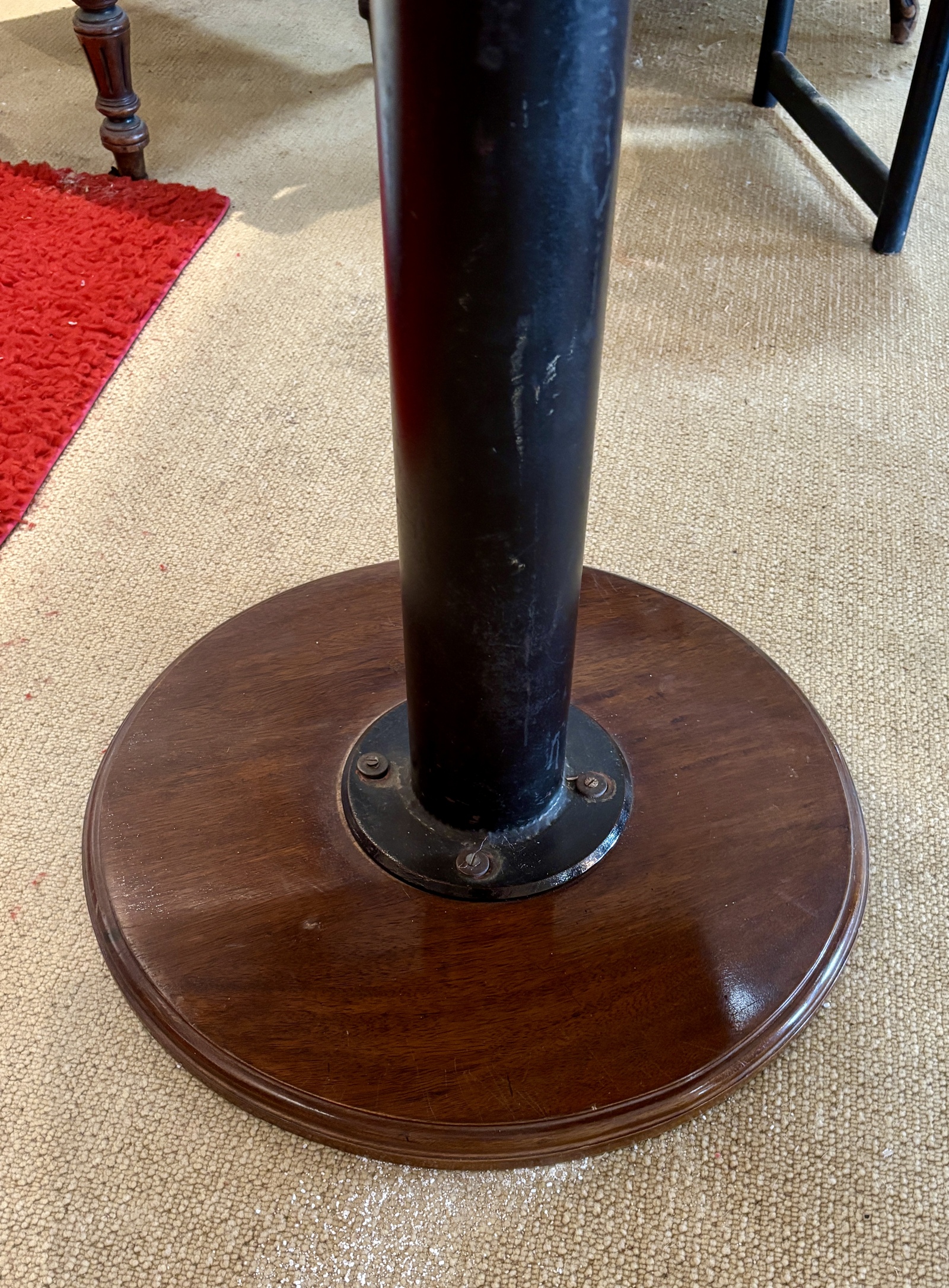 Table de bateau anti-roulis, XXe siècle