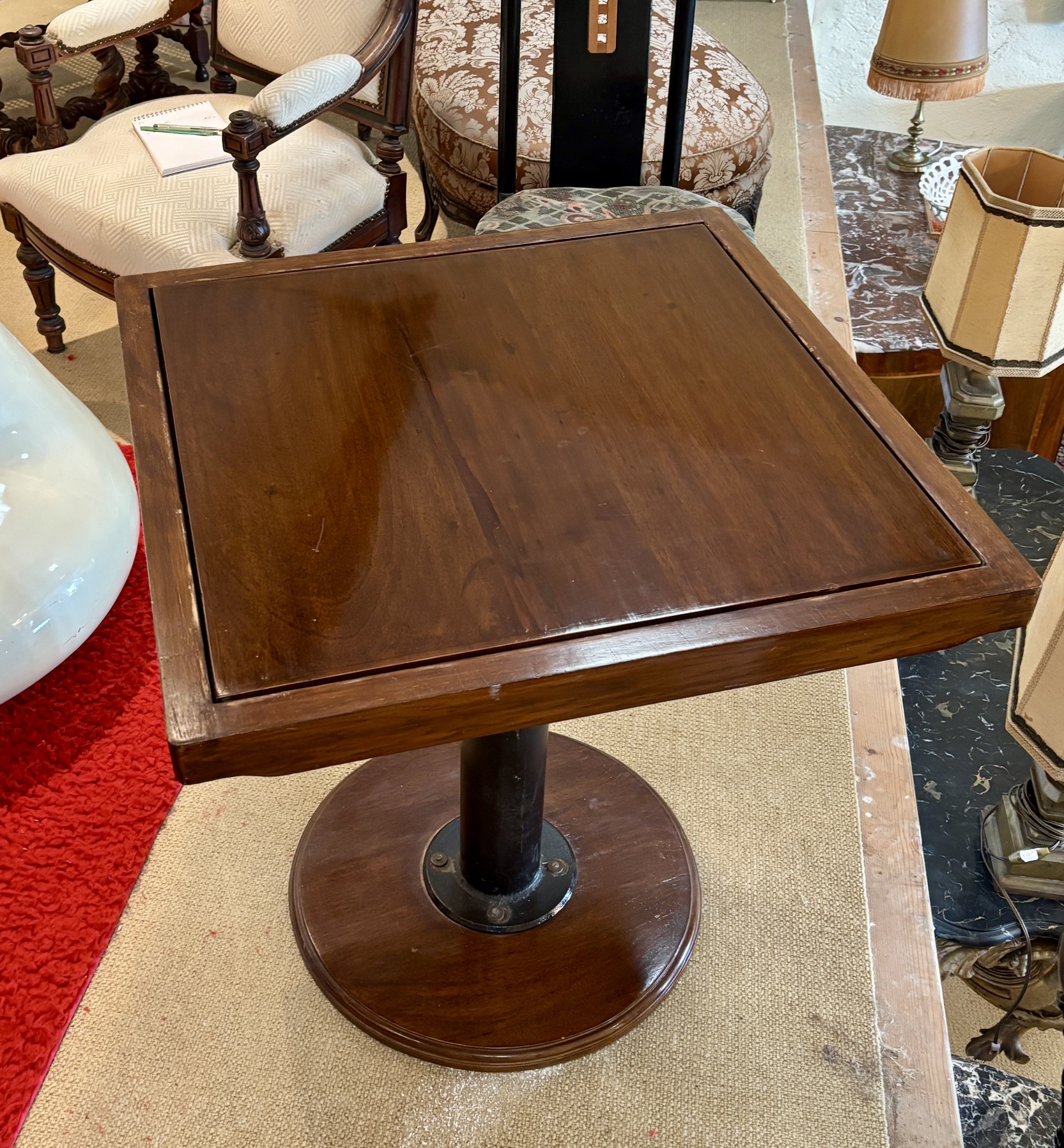Table de bateau anti-roulis, XXe siècle