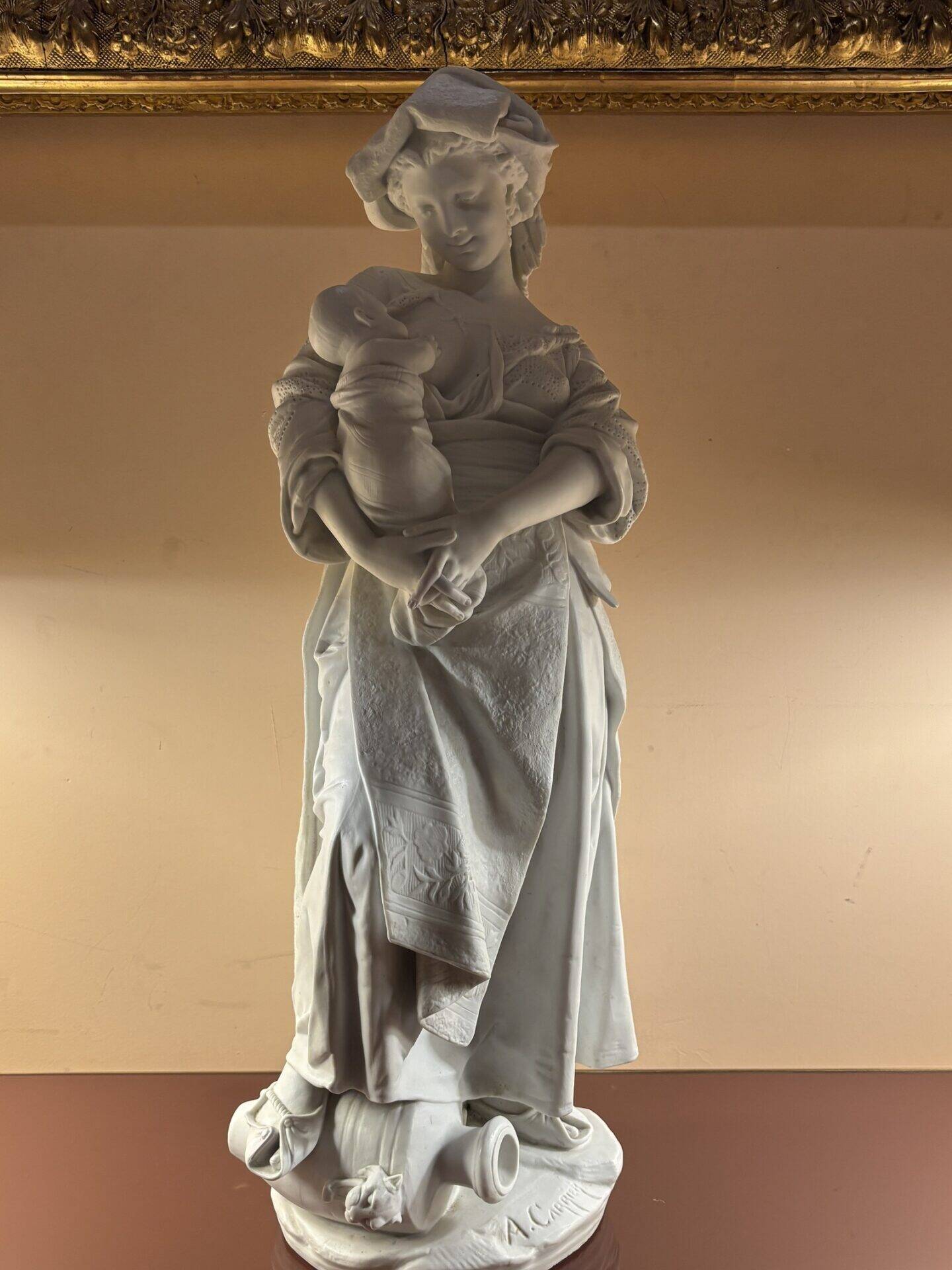 Albert Carrier-Belleuse (1824 - 1887), Sculpture en biscuit d’une femme allaitant, XIXe siècle