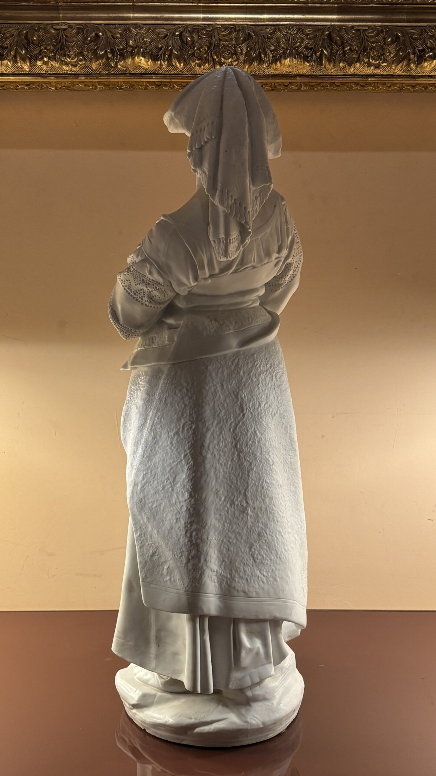 Albert Carrier-Belleuse (1824 - 1887), Sculpture en biscuit d’une femme allaitant, XIXe siècle