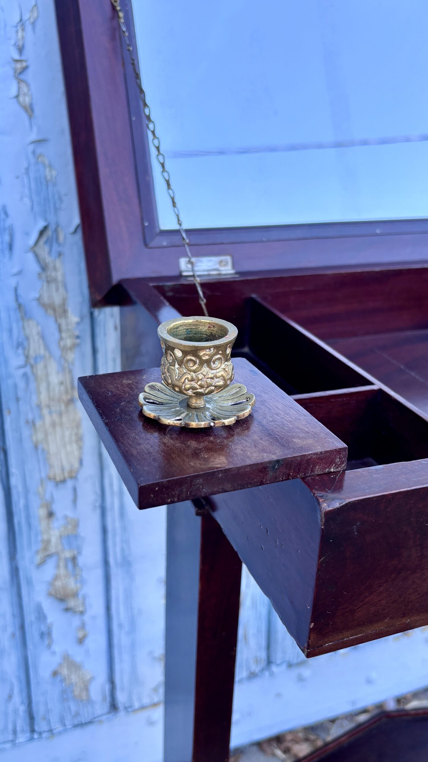 Petite coiffeuse en acajou, XIXe siècle