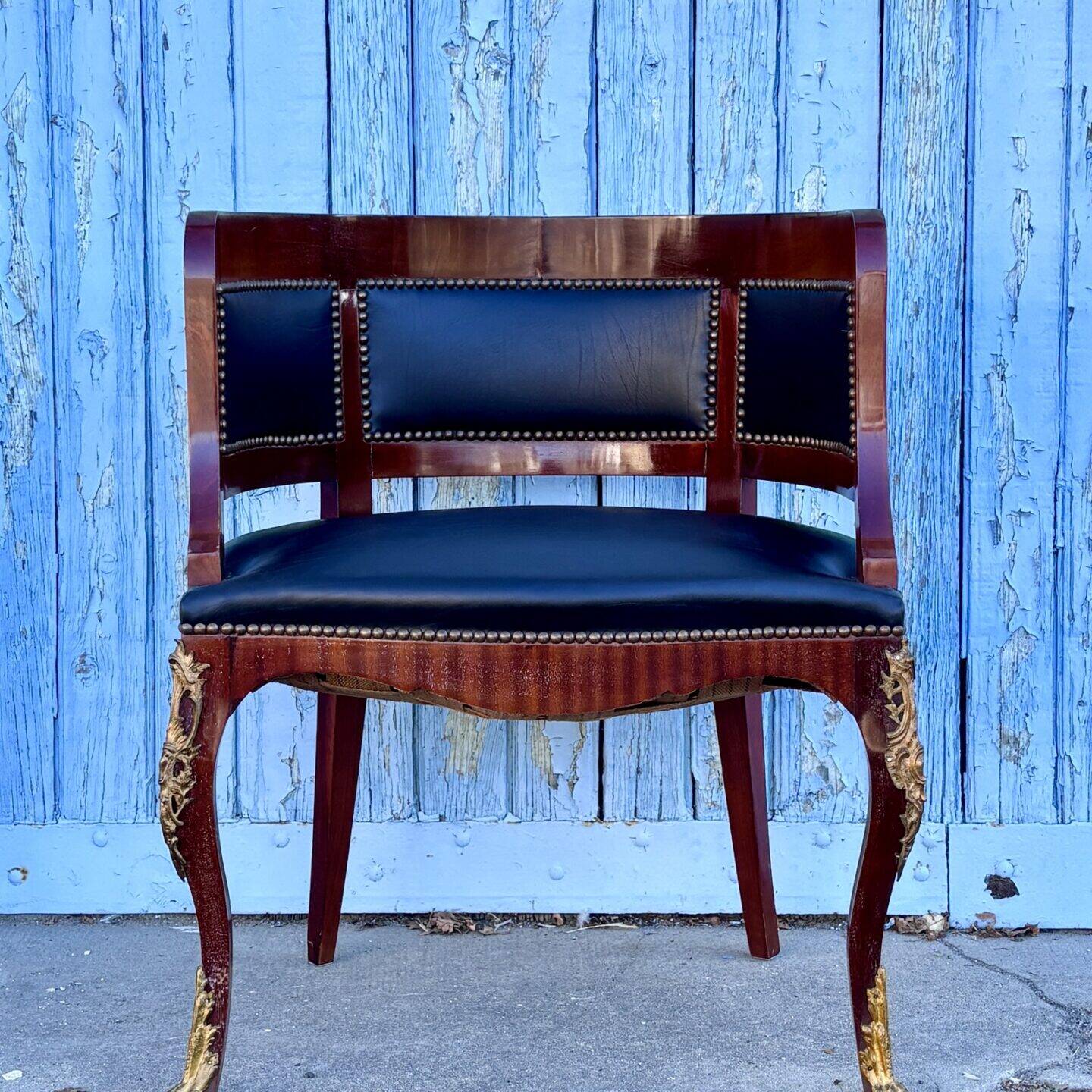 Fauteuil de bureau en hémicycle, XXe siècle