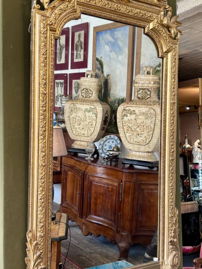 Grand miroir en bois doré, XIXe siècle