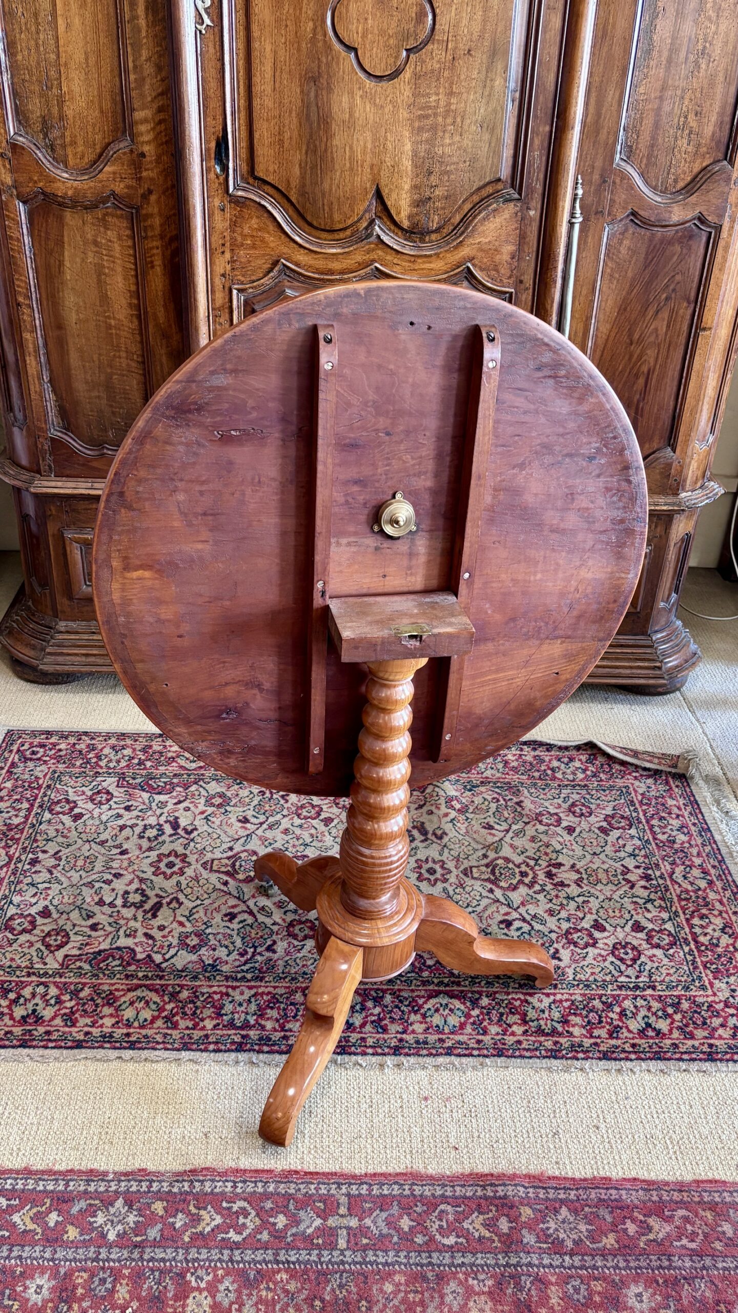 Guéridon pliant d’époque Charles X, entre 1824 et 1830