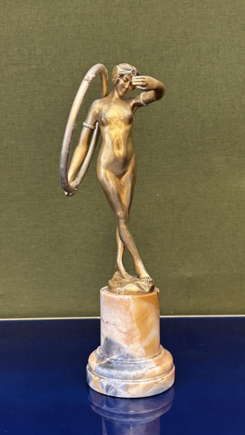 Statuette en bronze « Danseuse au cerceau » signée Louis Sosson (actif entre 1905 et 1930)